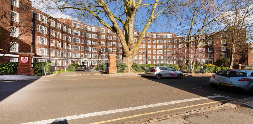 			INC HEATING AND HOT WATER!, 1 Bedroom, 1 bath, 1 reception Flat			 Eton College Road, CHALK FARM/BELSIZE PARK